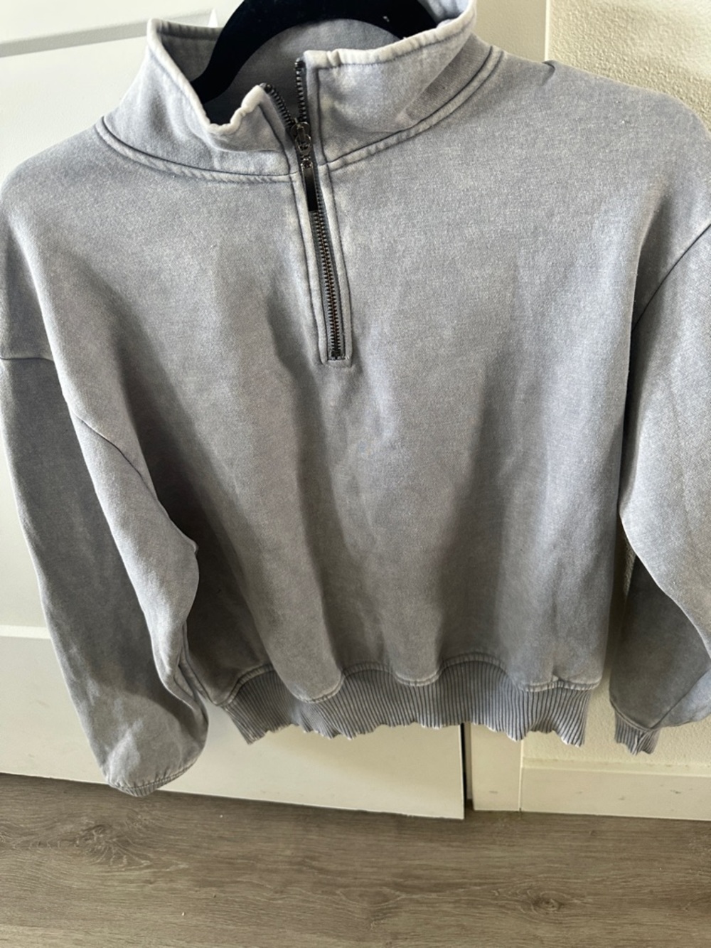 Zenana Outfitters Light Gray Women's Quarter-Zip Pullover